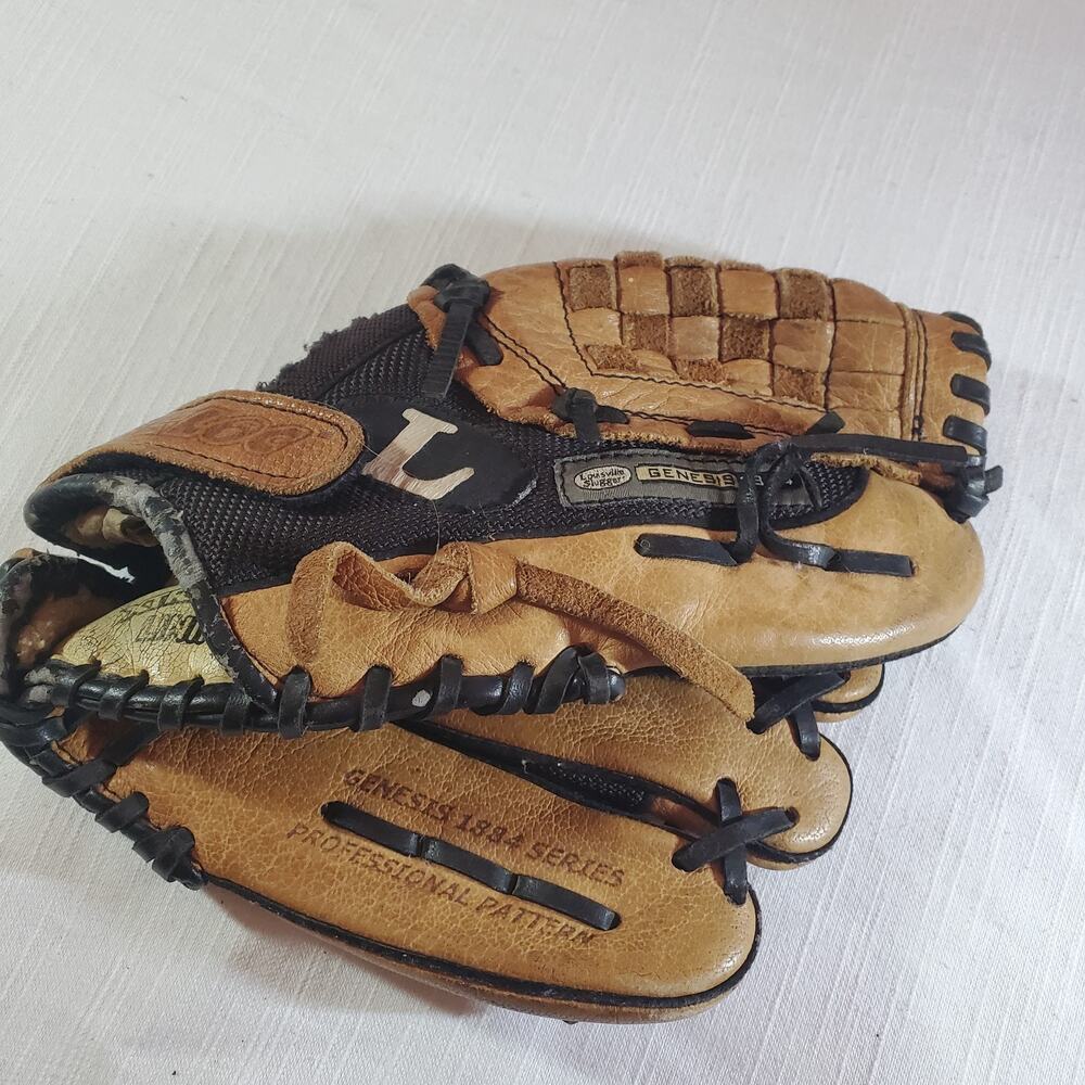Louisville Slugger Baseball Glove 10.5 Inch | GEN1050BM